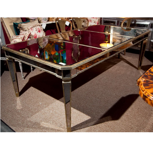 620091 Modern mirrored coffee table